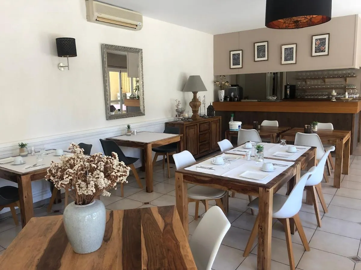 ***  La Picholine En Provence Hotel Nyons France