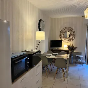 Appartement T2 Avec Terrasse Centre D'aix En Provence